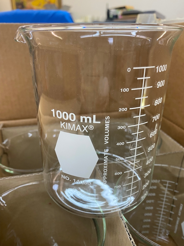 Kimble 14000-1000 KIMAX Griffin Glass Beakers w/ Spout, Low Form - Item # 17808 - United Textile Machinery Corp.